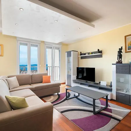 Top Class Seaview Apartment ˝Ornela˝ Daire *