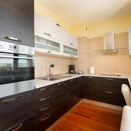 Daire Top Class Seaview Apartment ˝Ornela˝ Split