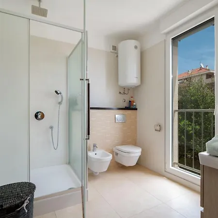 Top Class Seaview Apartment ˝Ornela˝ Daire Split