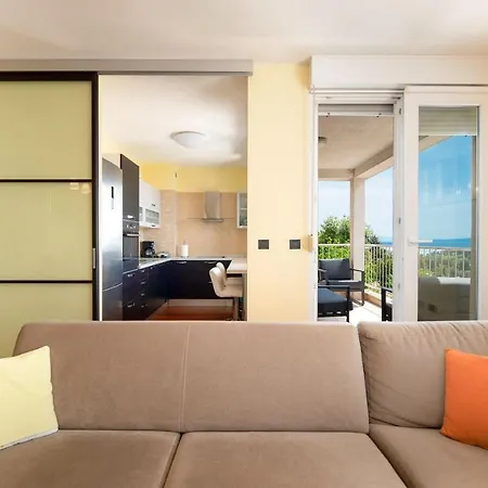 Top Class Seaview Apartment ˝Ornela˝ Daire Split