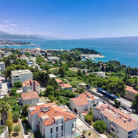 Top Class Seaview Apartment ˝Ornela˝