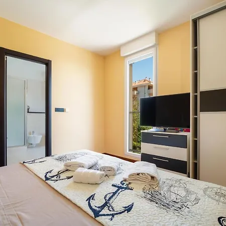 Top Class Seaview Apartment ˝Ornela˝